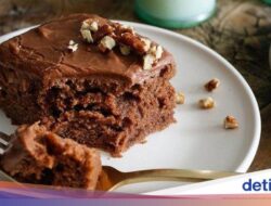 5 Pengunjung Ini Kesal Kena Biaya Tambahan Di Bawa Kue Hingga Restoran