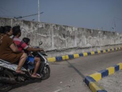 Pemotor Paling Bandel Hingga Jalanan, Pelanggar Unjuk Tak Pakai Helm