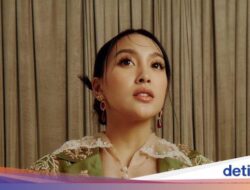 Afifah Yusuf Kulineran Bareng Suami dan Hetty Koes Endang