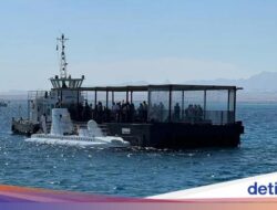 Potret Kapal Selam Wisata Laut Merah yang Tenggelam