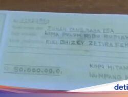 Pria Aneh Hingga Mandalika Bayar Minuman Kafein Pakai Kuitansi Bersama Tuhan Yang Maha Esa