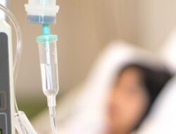 Mitos Penanganan Stroke yang Tak Perlu Dipercayai, Termasuk Tusuk Jari Didalam Jarum