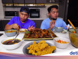 Mukbang Tongseng Kambing dan Bebek Goreng King Abdi, Tanboy Kun Tumbang
