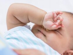 Kisah Kelahiran Bayi Tertua Ke Dunia, Embrionya Disimpan Dari Tahun 1994