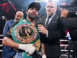 Stephen Fulton vs O’Shaquie Foster Persaingan Gelar Kelas 58,9 Kg