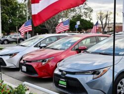 Toyota, Honda, Nissan dkk Rugi Rp330 M Sehari Gegara Tarif Trump Molor