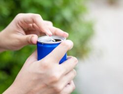 Ide Inggris Larang Anak Ke Bawah 16 Tahun Konsumsi Minuman Berenergi