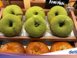 Terbaru! Hingga Bagel Affair Ada Bagel Rasa Blueberry Cheese hingga Sambal