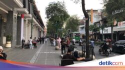 Toko-toko Malioboro Buka Kembali, Aman Tak Ada Unjuk Rasa Lagi