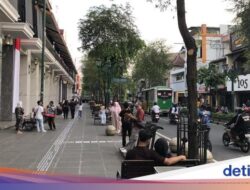 Toko-toko Malioboro Buka Kembali, Aman Tak Ada Unjuk Rasa Lagi