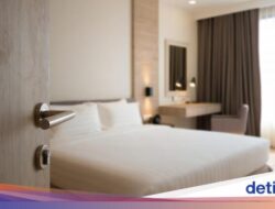 Ia Temukan Pria Hingga Bawah Kasur Hotel