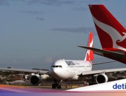 Data Maskapai Kena Serang Dedemit Maya, Bonus Direksi Qantas Disunat 15%