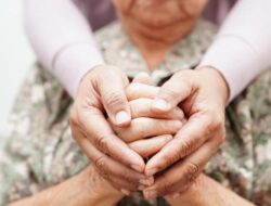 Pilu! Cerita Wanita Di AS Temani Kedua Orang Tuanya Jalani ‘Bunuh Diri Medis’