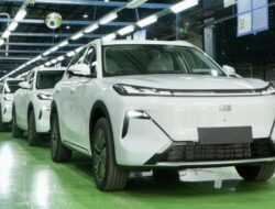 Produksi Massal Kendaraan Pribadi Geely Sudah Mulai Di Indonesia