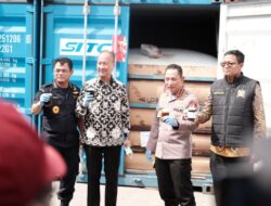 Bongkar Kartu Kuning Penjualan Barang Hingga Luar Negeri Turunan CPO, Kapolri: Selamatkan Kerugian Bangsa