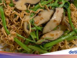 Resep Mie Goreng Kangkung yang Praktis Buat Sarapan