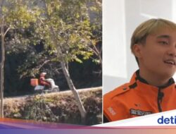 Karena Itu Satu-satunya Kurir Ke Kabupaten, Pria Ini Setiap Hari Antar 200 Pesanan!