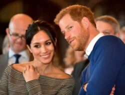 Meghan Markle Ikut Gaya Throwback 2016, Kenang Awal Disekitar Bersama Pangeran Harry