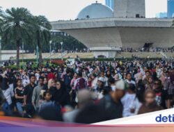 Ribuan Pengunjung Padati Monas Hingga Hari Pertama 2026