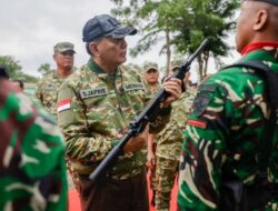 Tinjau Yonif TP 877/Biinmaffo Hingga NTT, Menhan Minta Prajurit Jaga Kedaulatan Negeri Hingga Perbatasan
