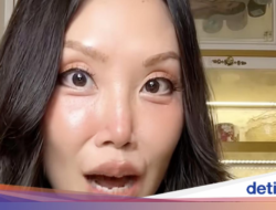 Begini Nih Cara Makan Es Gabus agar Tetap 'Slay' ala Vindy Lee