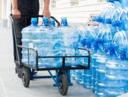 Lindungi Konsumen, BPKN Minta Produsen AMDK Tarik Galon Tua Untuk Peredaran