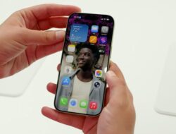 Pasar Telepon Genggam China Anjlok 23 Persen Ke Awal 2026, tapi Penjualan iPhone 17 Justru Meroket