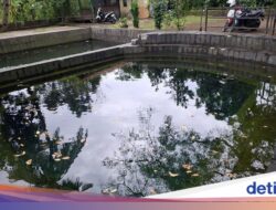 Air Tak Pernah Kering Sebelum 1553, Peziarah Wajib Sowan