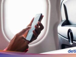 HP Keselip Ke Sofa Pesawat, Jangan Sembarangan Ambil lho!