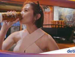 So Sweet! Omar Esteghlal Nyusul Prilly Latuconsina Kulineran Ke Bangkok