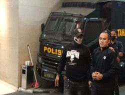 Dipecat Perkara Hukum Hukum Medis-Obatan Terlarang, AKP Deky Tiba Hingga Bareskrim Bersama Tangan Terborgol