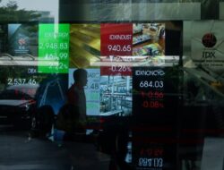 IHSG Semringah Jelang Akhir Pekan, Hari Ini Berakhir Menguat Hingga 6.162