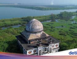 ‘Dulu Ramai Sekali, Sekarang Sepi Seperti Kota Mati’