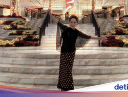 10 Potret Dewi Sukarno Kulineran, Stylish Di Usia 86 Tahun