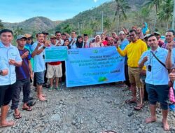 Pegadaian Peduli Salurkan Pemberian Pembangunan Jembatan Raba Sa’u Desa Mawu