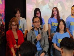 Sutradara Ternyata Ini Cinta Beberkan Penghayatan Masa Muda Karena Itu Kunci Garap Adegan Balap Kendaraan Bermotor Roda Dua