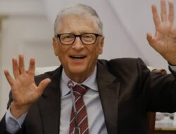 Bill Gates Memperingatkan AI Dapat Memicu Serangan Siber
